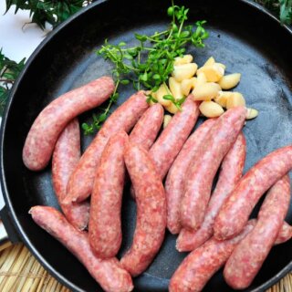 Hausmacher Knoblauchbratwurst vom Metzger, 28 Stück, schlachtfrisch